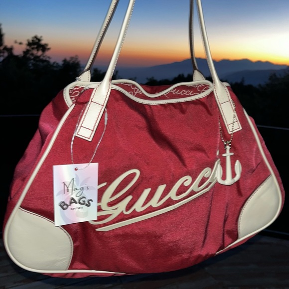 ⚓️ Gucci: Anchor Cruise Charm Keychain Script Logo Boston Shoulder Bag *RARE* - Picture 4 of 17